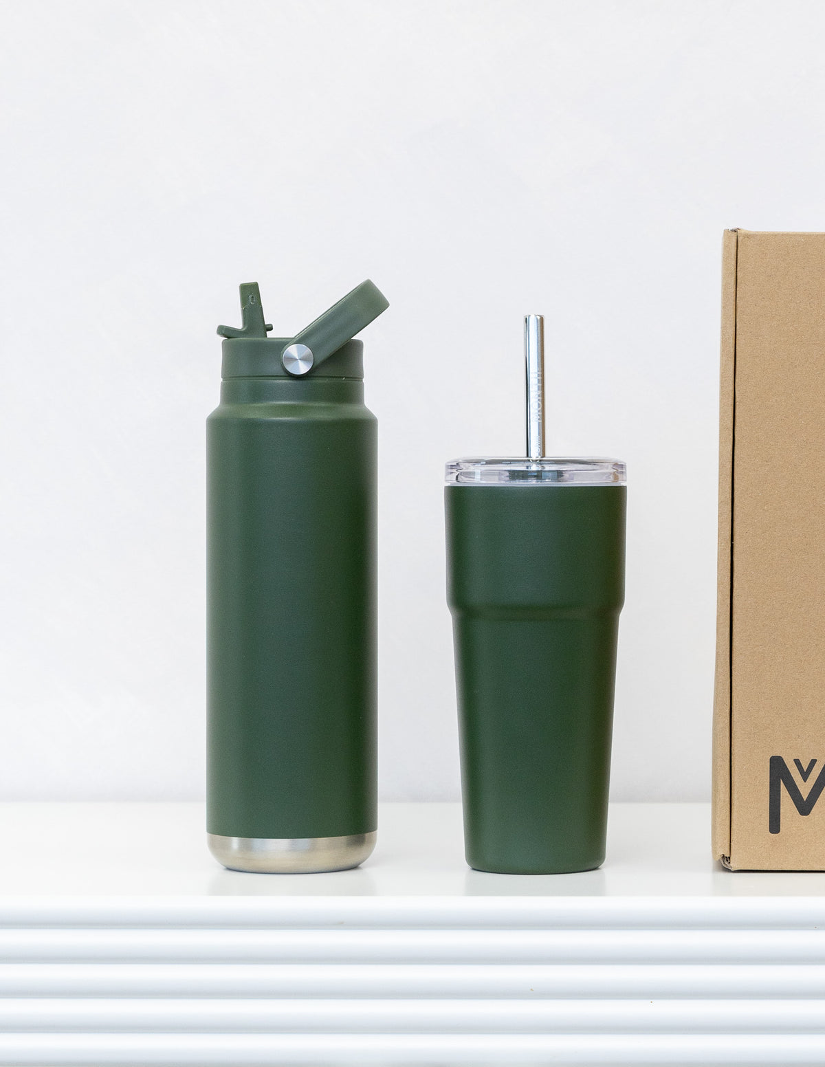 MontiiCo Sip & Go Set